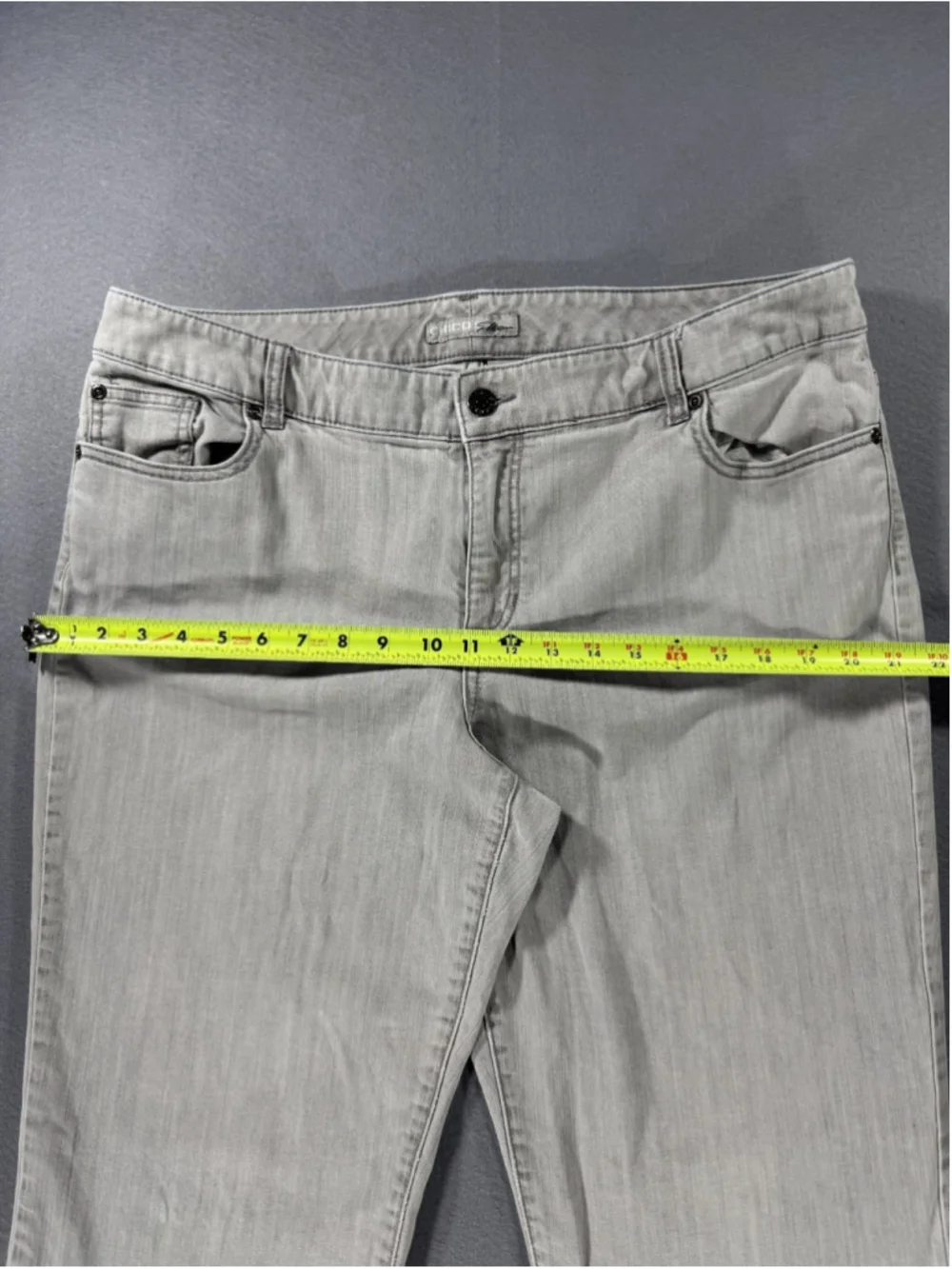 Chico's Platinum Women's Light Gray Denim Pants Size 3.5 Regular